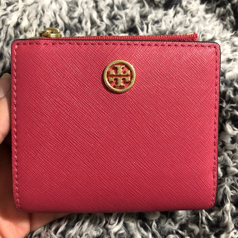 Small Tory Burch Wallet